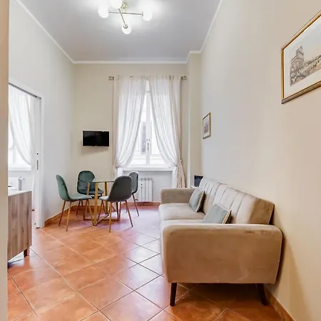 Διαμέρισμα Urbana 18 *